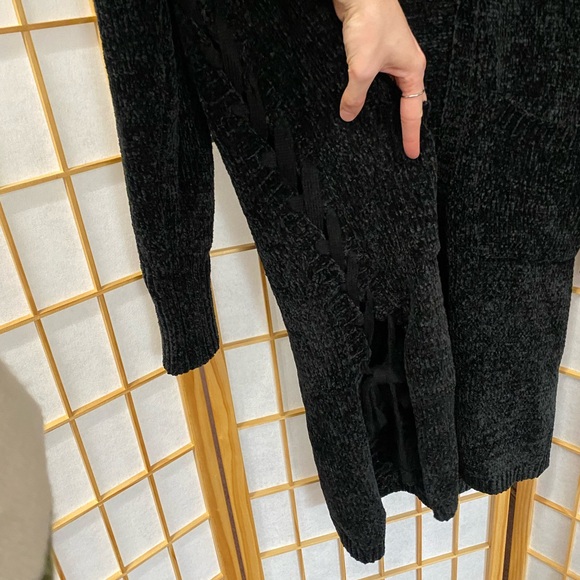 She and Sky Black Open-Front Cardigan - Picture 2 of 3